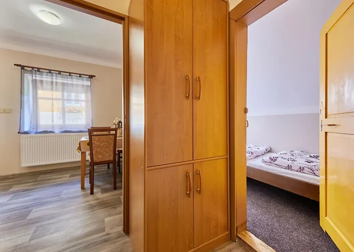 Semesterbostad Marika By Interhome Černý Dŭl